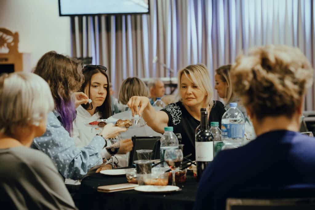ukranian refugee passover seder